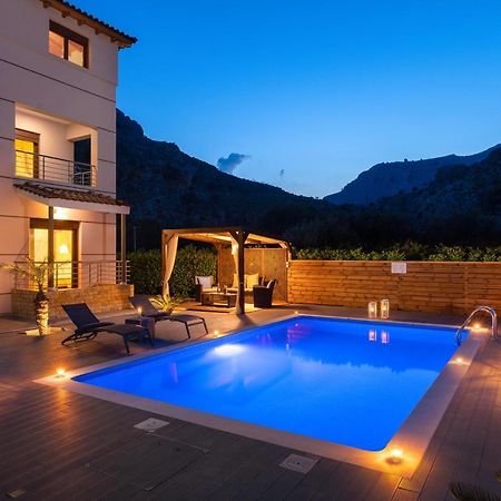 Costa Costa Villa - Luxury Villa Колимбия Екстериор снимка
