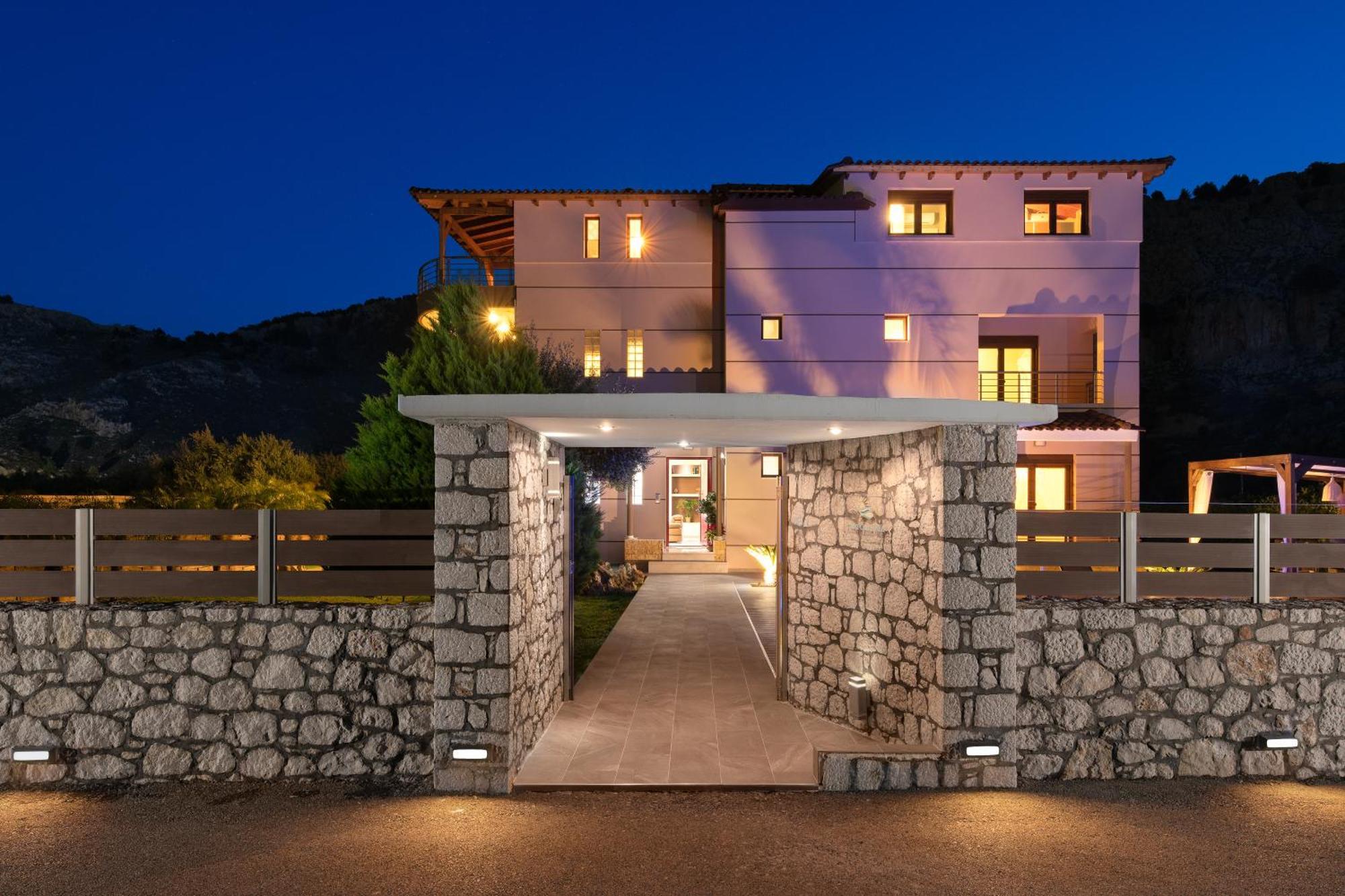 Costa Costa Villa - Luxury Villa Колимбия Екстериор снимка